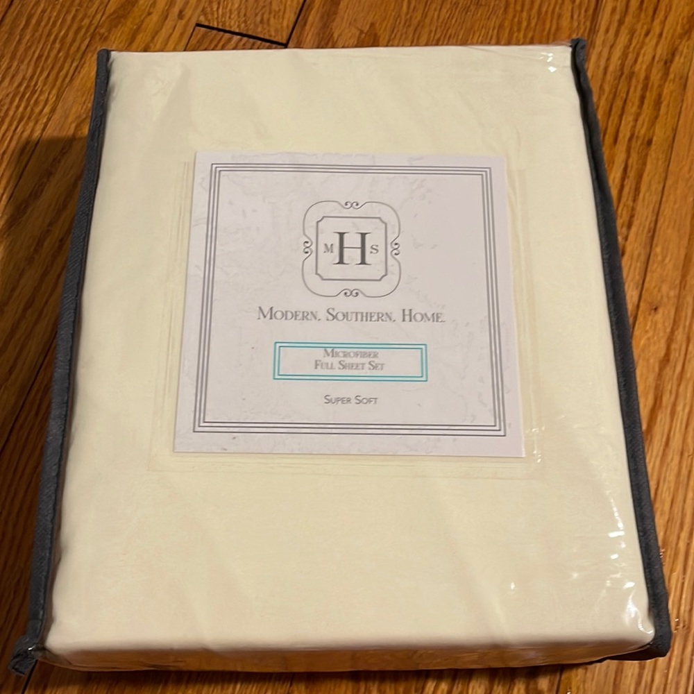 Modern Southern Home ivory sheet set size full